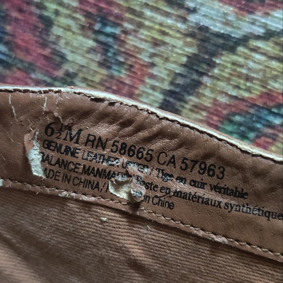 BP Lance Leather Ankle Boot with Stacked Heel & Side Zip - Picture 3 of 6